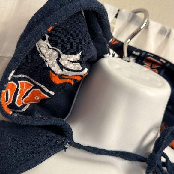 Denver Broncos woman’s long sleeve, hooded tee with pockets. - Picture 4 of 5